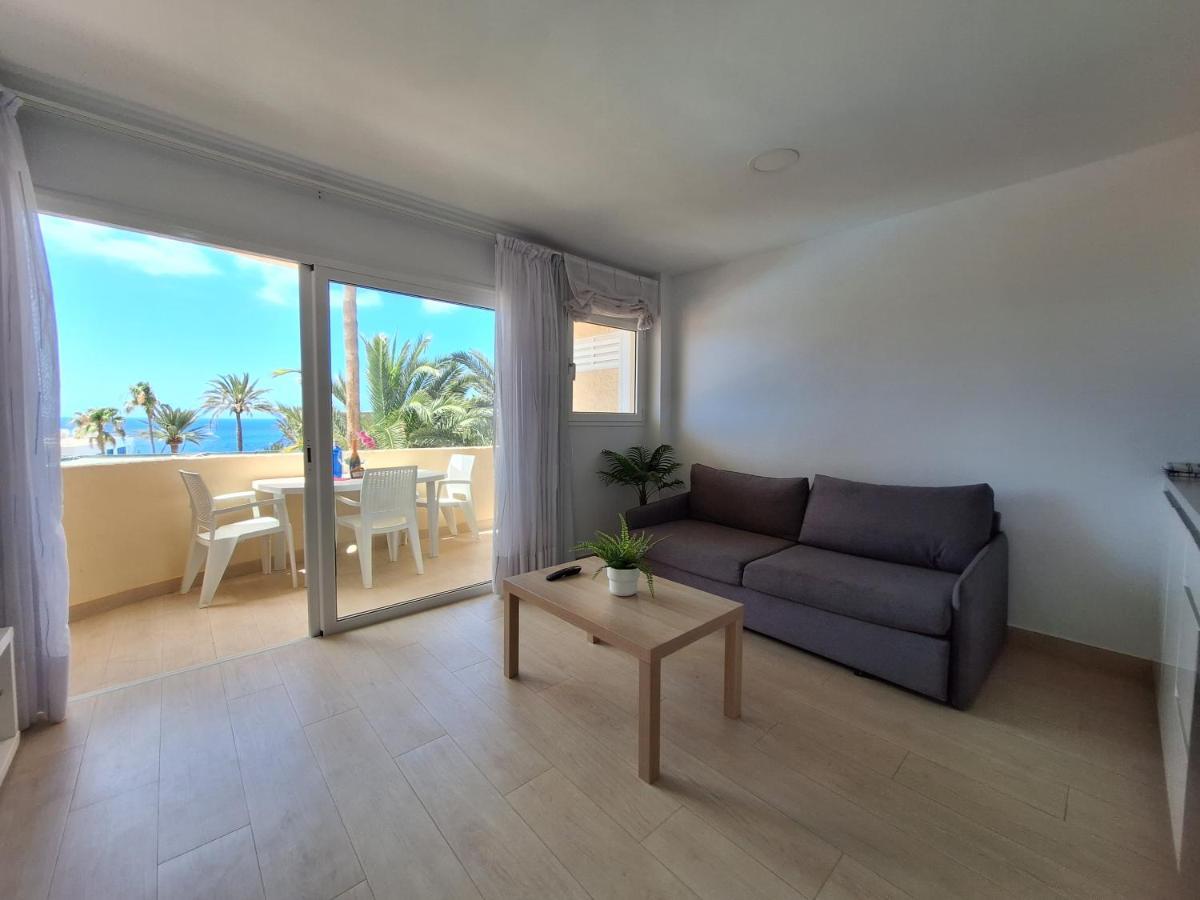 White And Quiet! Modern Apartment In San Agustin San Bartolome Bagian luar foto