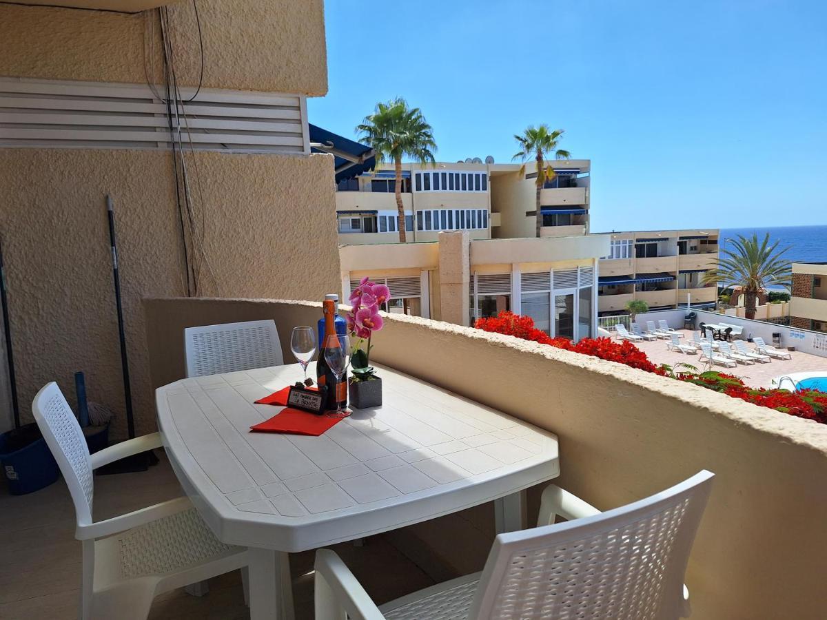 White And Quiet! Modern Apartment In San Agustin San Bartolome Bagian luar foto