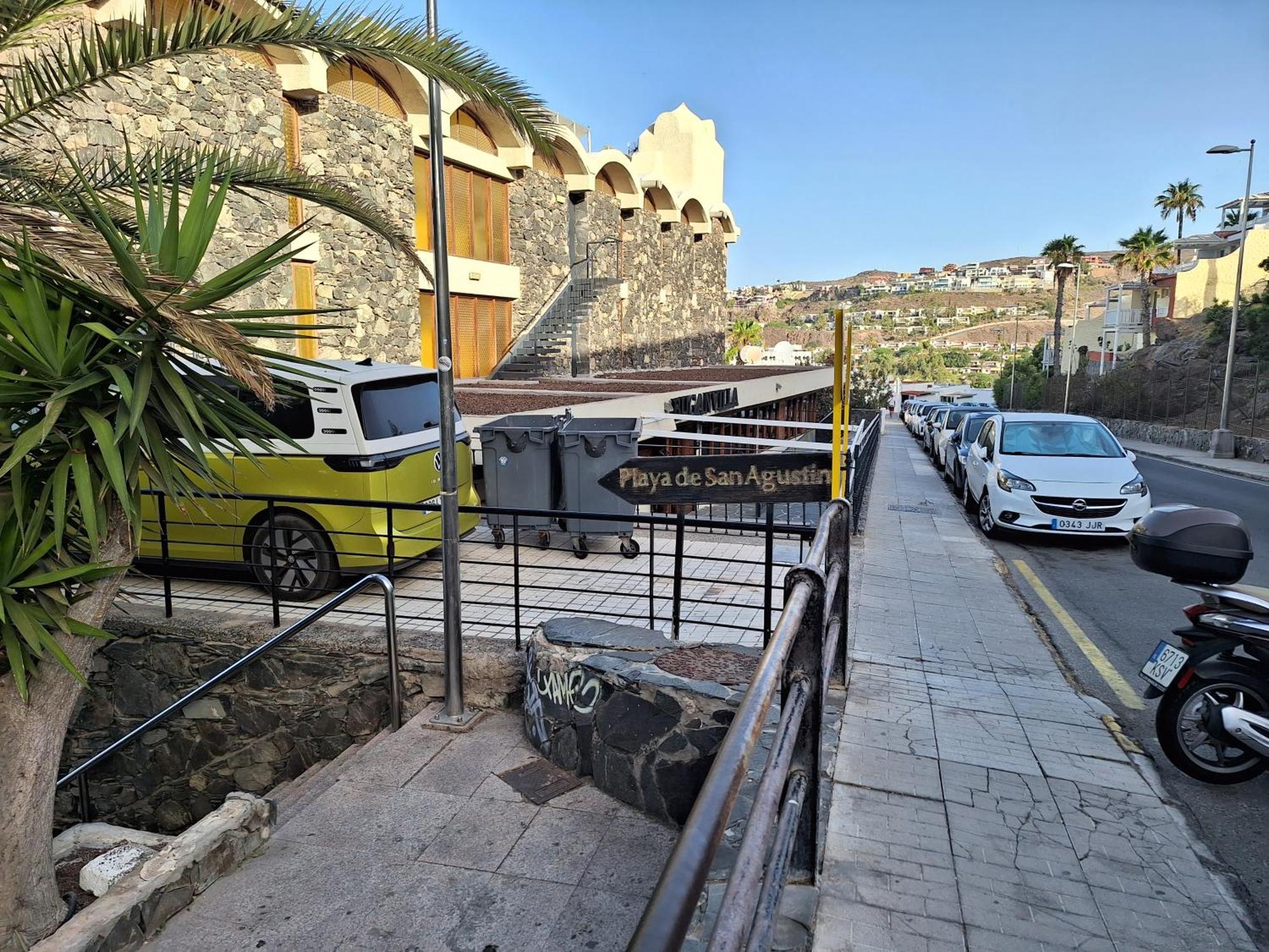 White And Quiet! Modern Apartment In San Agustin San Bartolome Bagian luar foto